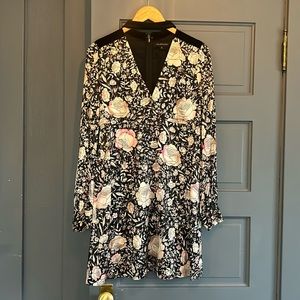 Jill Stuart Floral Mini Dress 🌹